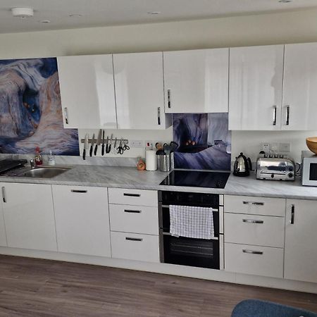 Number 10 Stunning Apartment, Fantastic Location! เอกซ์มัธ ภายนอก รูปภาพ